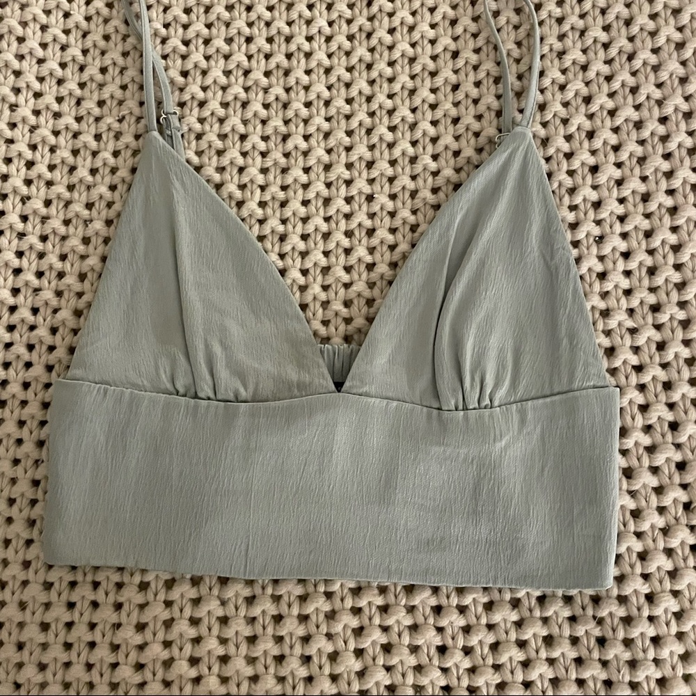 Crop top